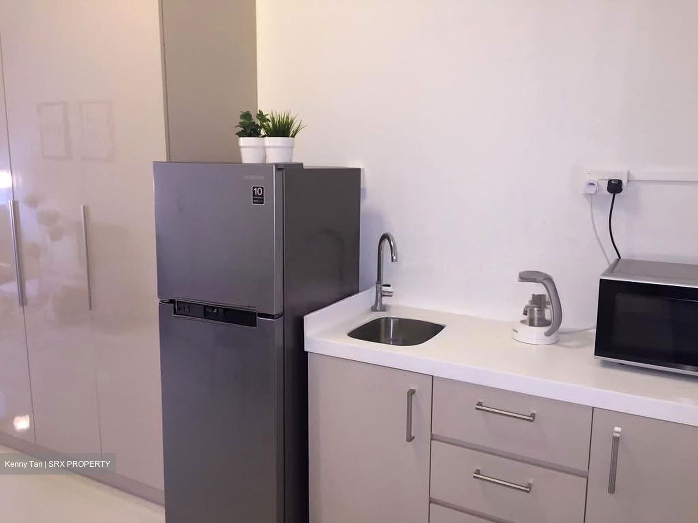 Lakepoint Condominium (D22), Condominium #634494931